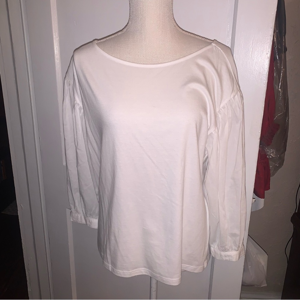 Womens Banana Republic white shirt full sleeves size xs never worn runs big
